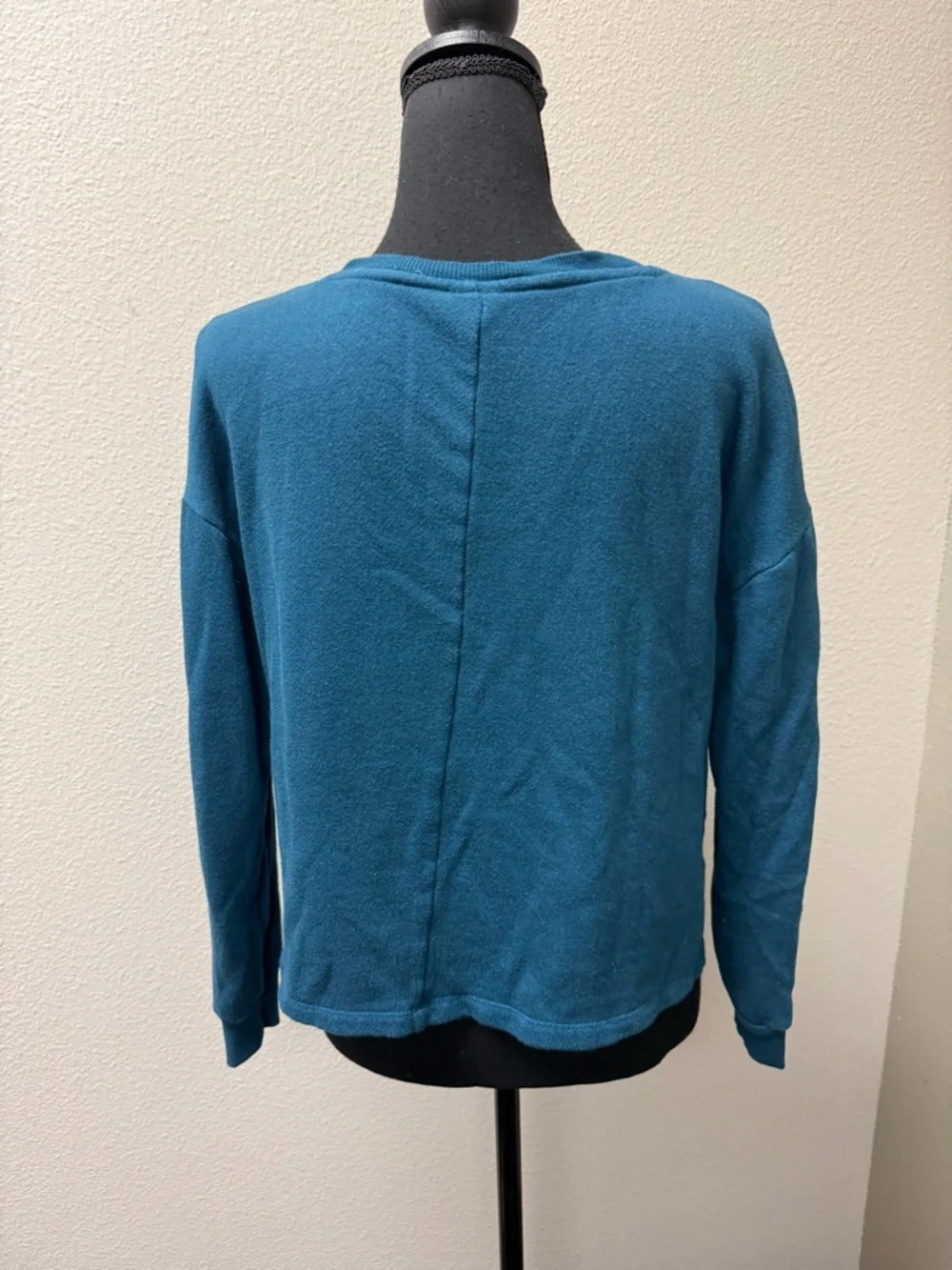 Disney LC Lauren Conrad Bird Embroidered Sweatshirt Teal Medium Cute Cozy - Picture 5 of 10